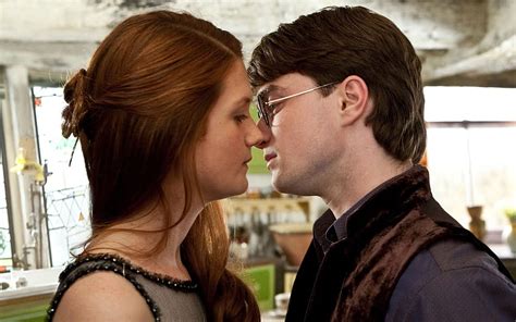 harry and ginny|did harry potter kiss ginny.